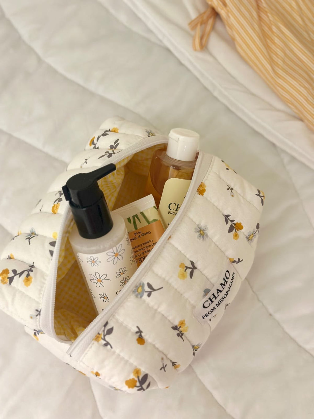 CHAMO Cosmetic Bag - Features Arabic